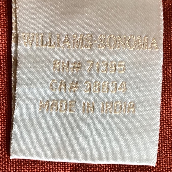 Williams-Sonoma Fall Table Runner - Picture 2 of 3